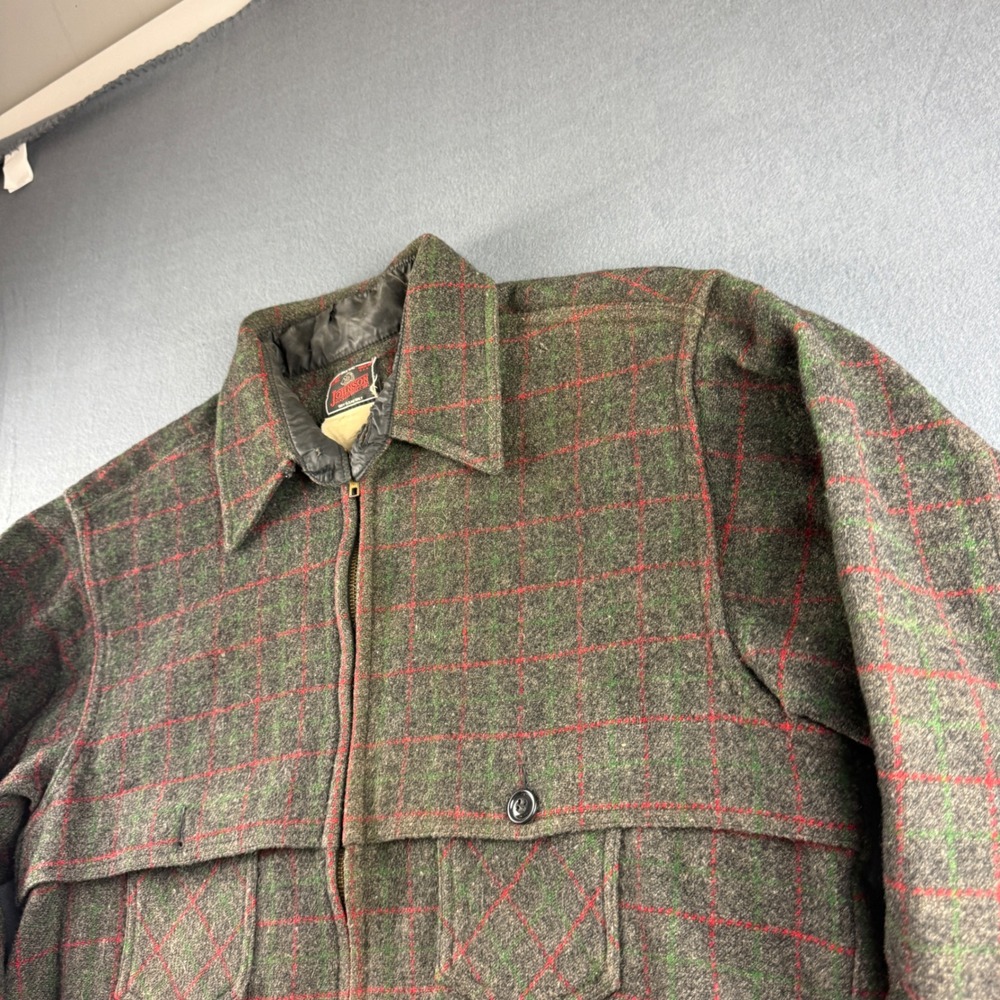 Vintage Johnson Woolen Mills Jacket Men's 2XL Adirondack Gray Red Plaid Hunting